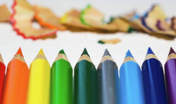 راهنمای خرید مداد رنگی؛ مهمترین نکاتی که باید بدانید