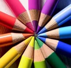 تفاوت مداد رنگی پلی کروم با مدادهای معمولی در چیست؟